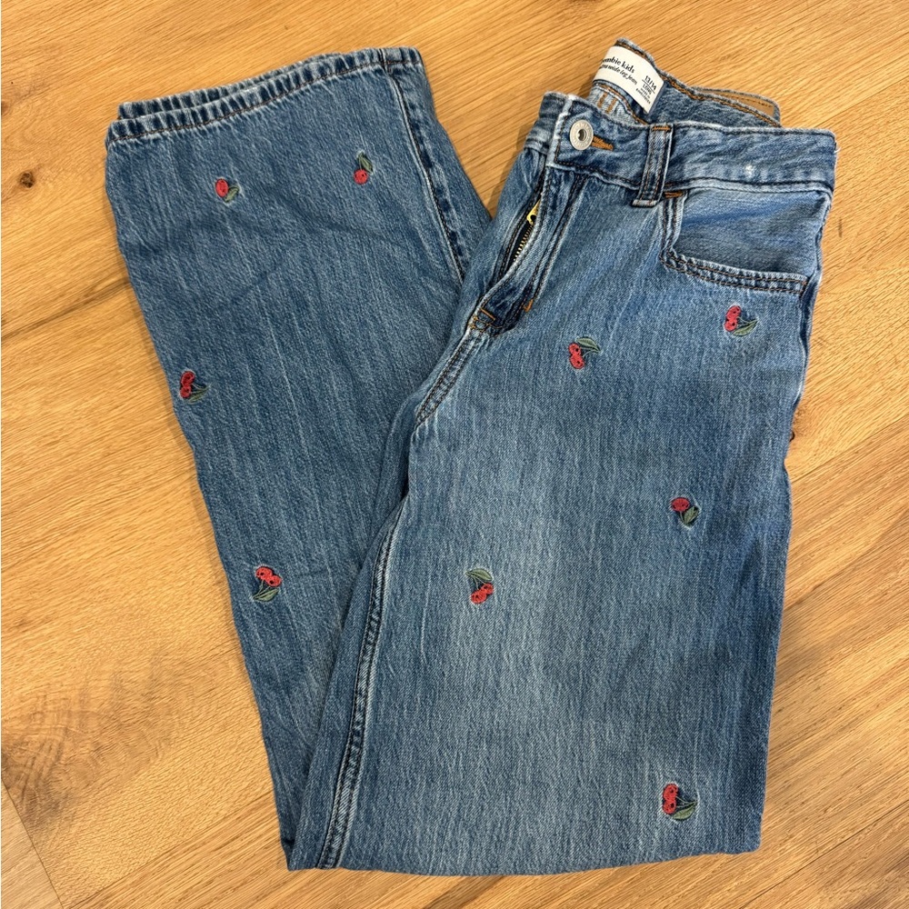 Abercrombie kids cherry jeans